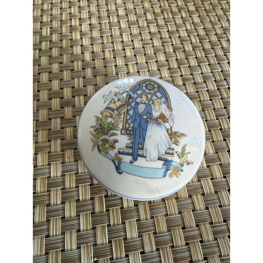 Leart Round Porcelain Trinket Box Wedding Made in Brazil